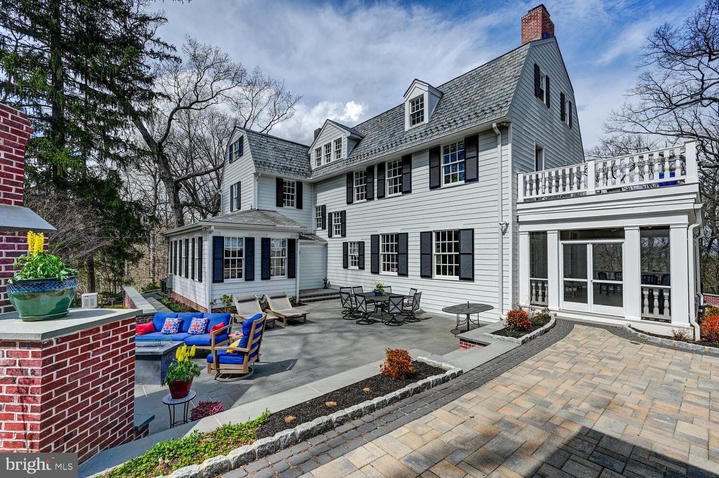 1848 Circle Road photo 11
