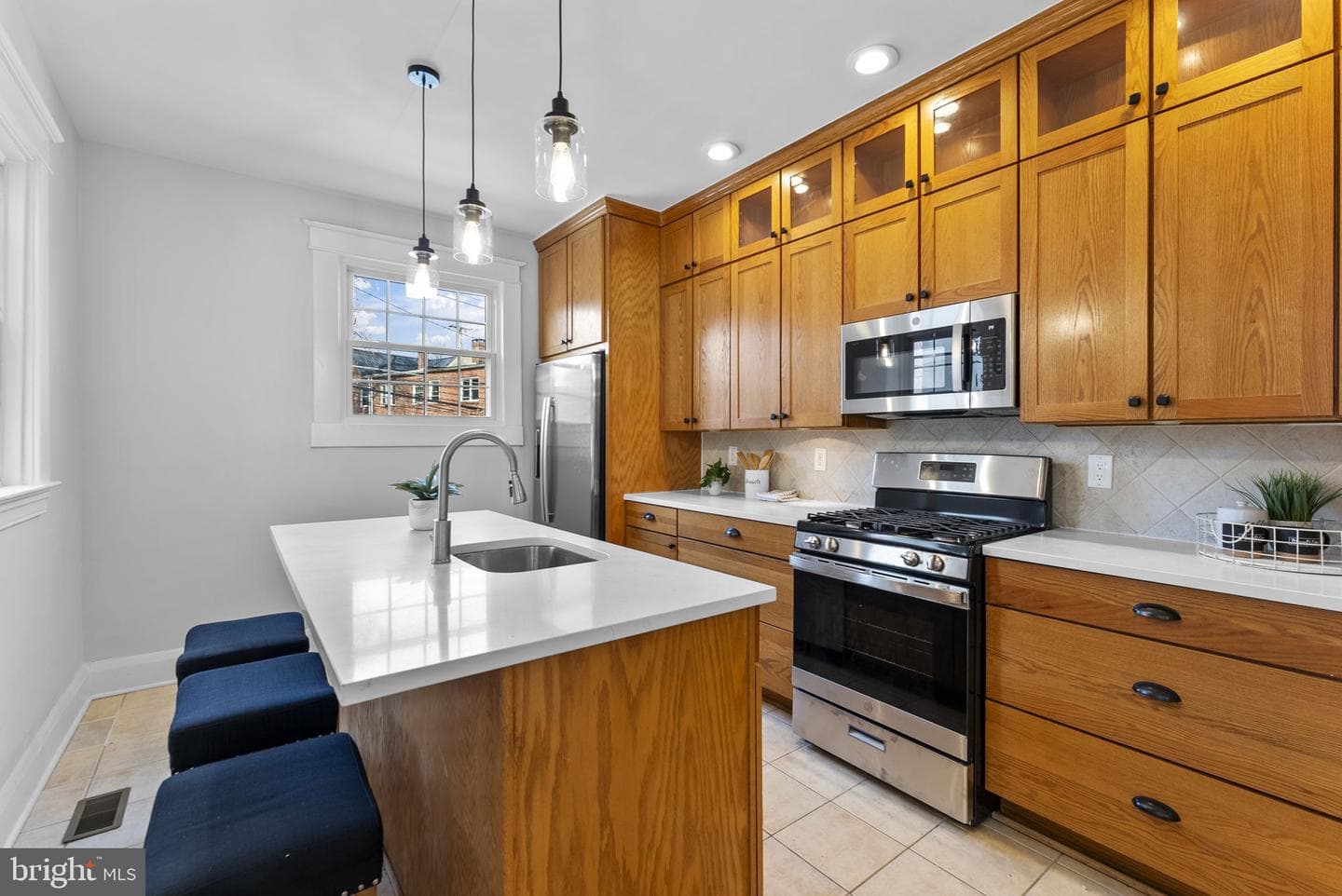 6318 Frederick Road photo 1