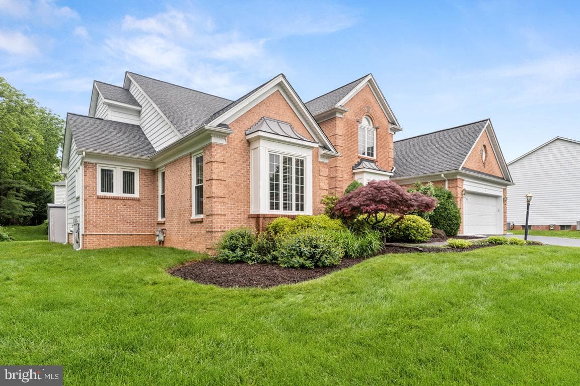 47 Bellchase Court photo 3