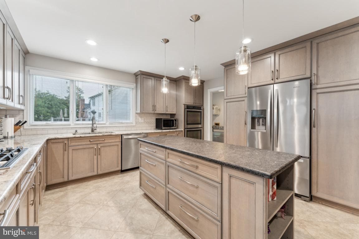 47 Bellchase Court photo 6