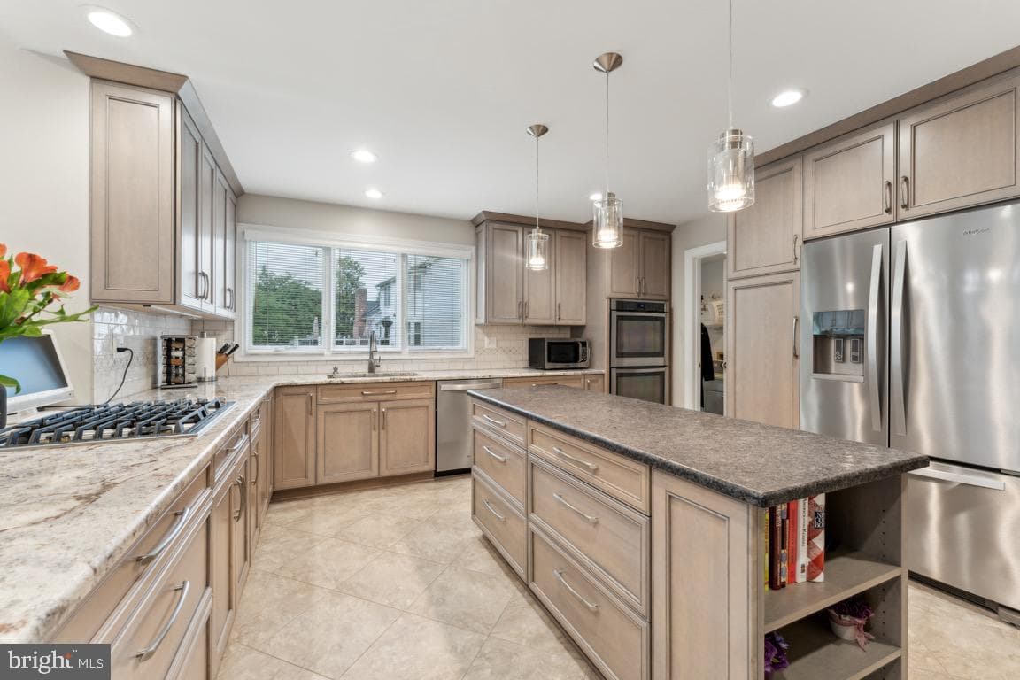 47 Bellchase Court photo 7