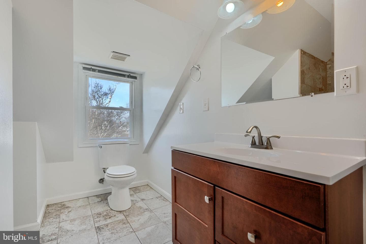 3446 Liberty Parkway photo 16