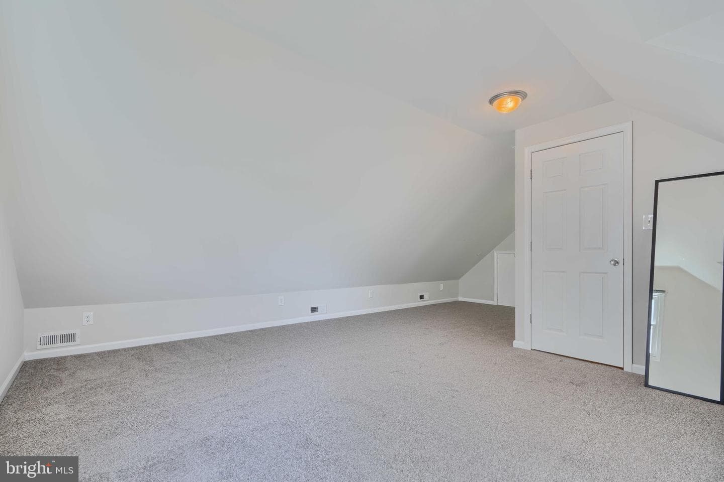 3446 Liberty Parkway photo 20