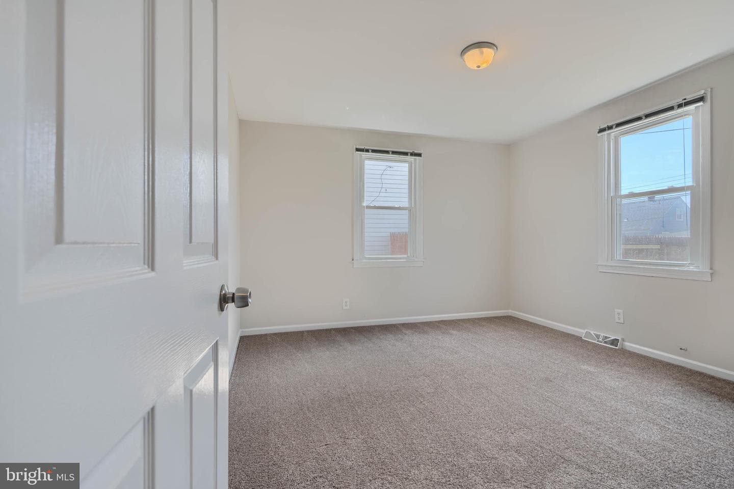 3446 Liberty Parkway photo 22