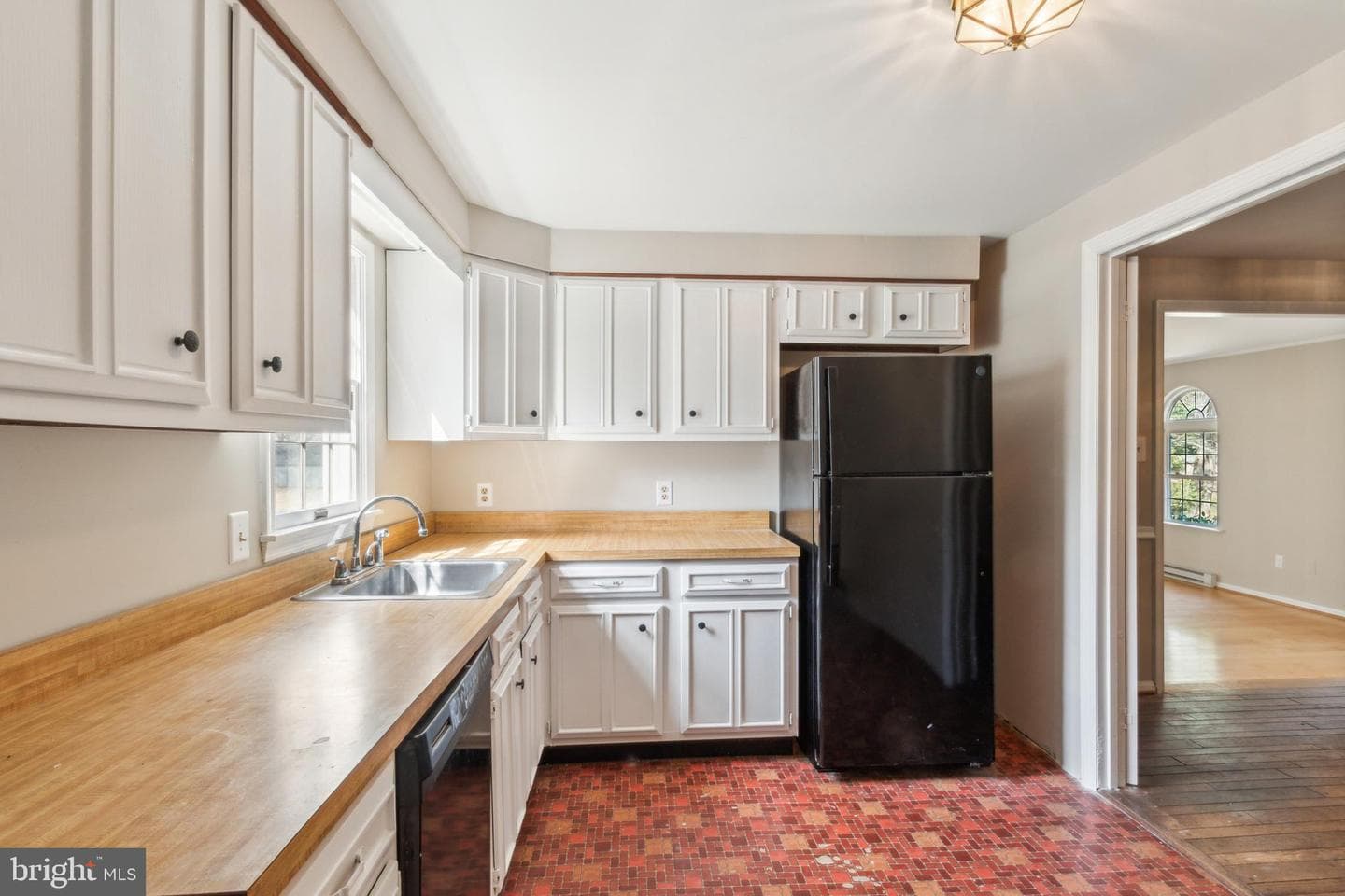 17422 Masemore Road photo 11