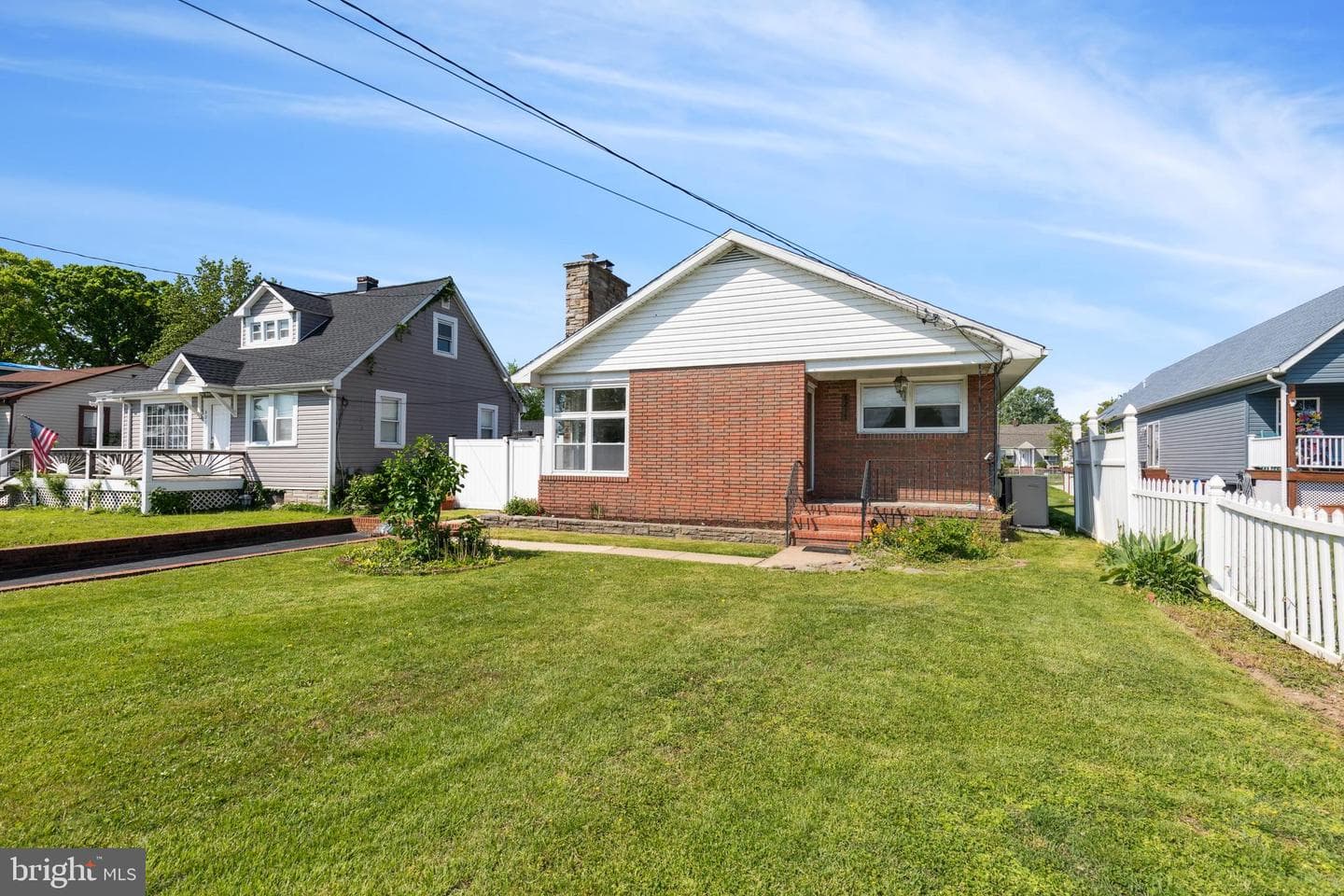 8211 Beach Drive photo 2