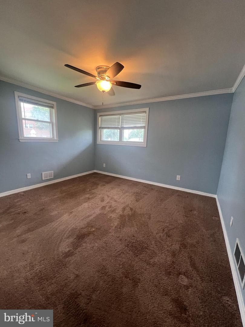 8211 Beach Drive photo 26