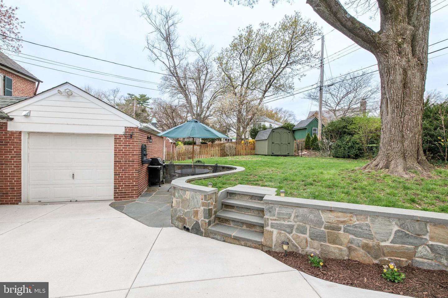 602 Worcester Road photo 32