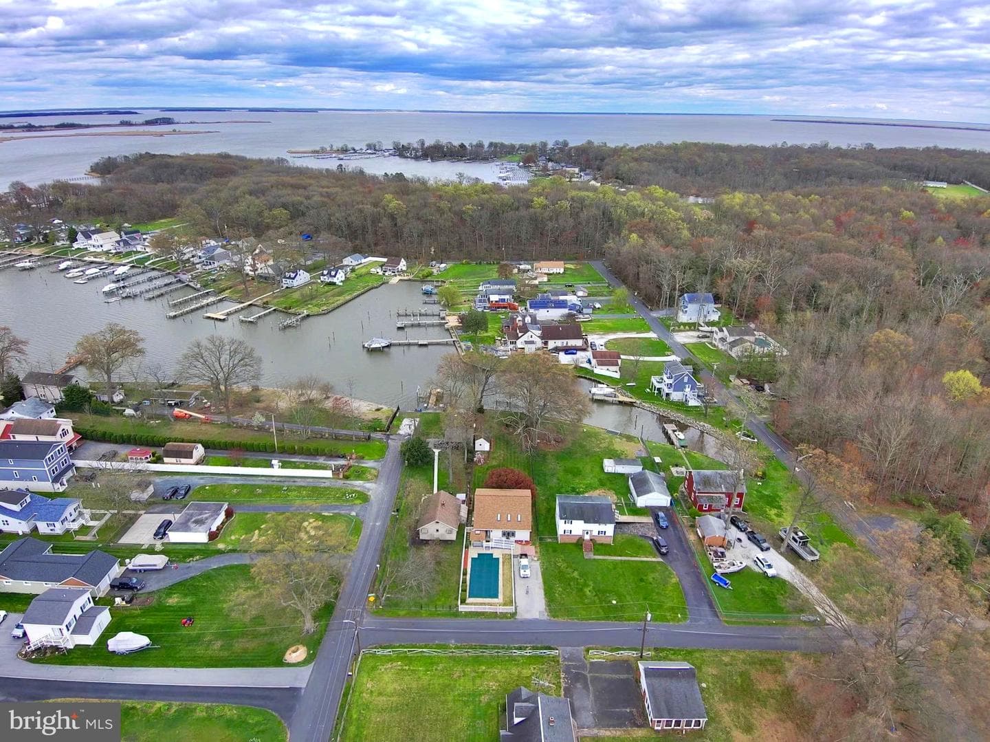 1203 Seneca Road photo 2