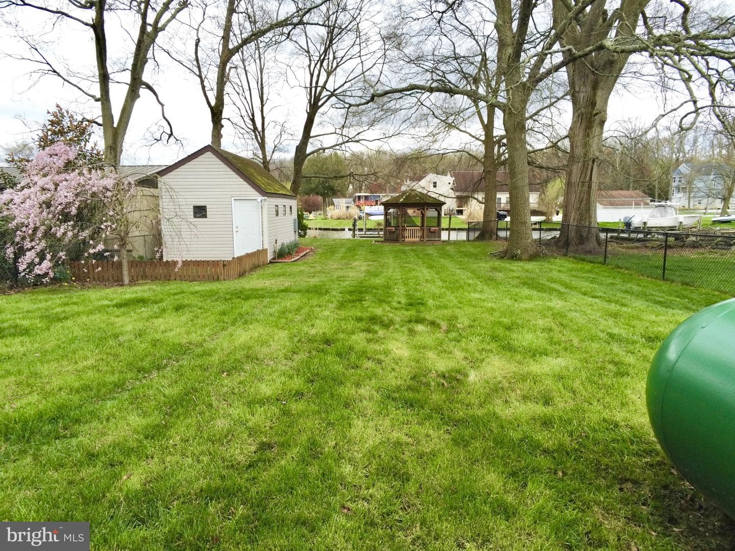 1203 Seneca Road photo 29
