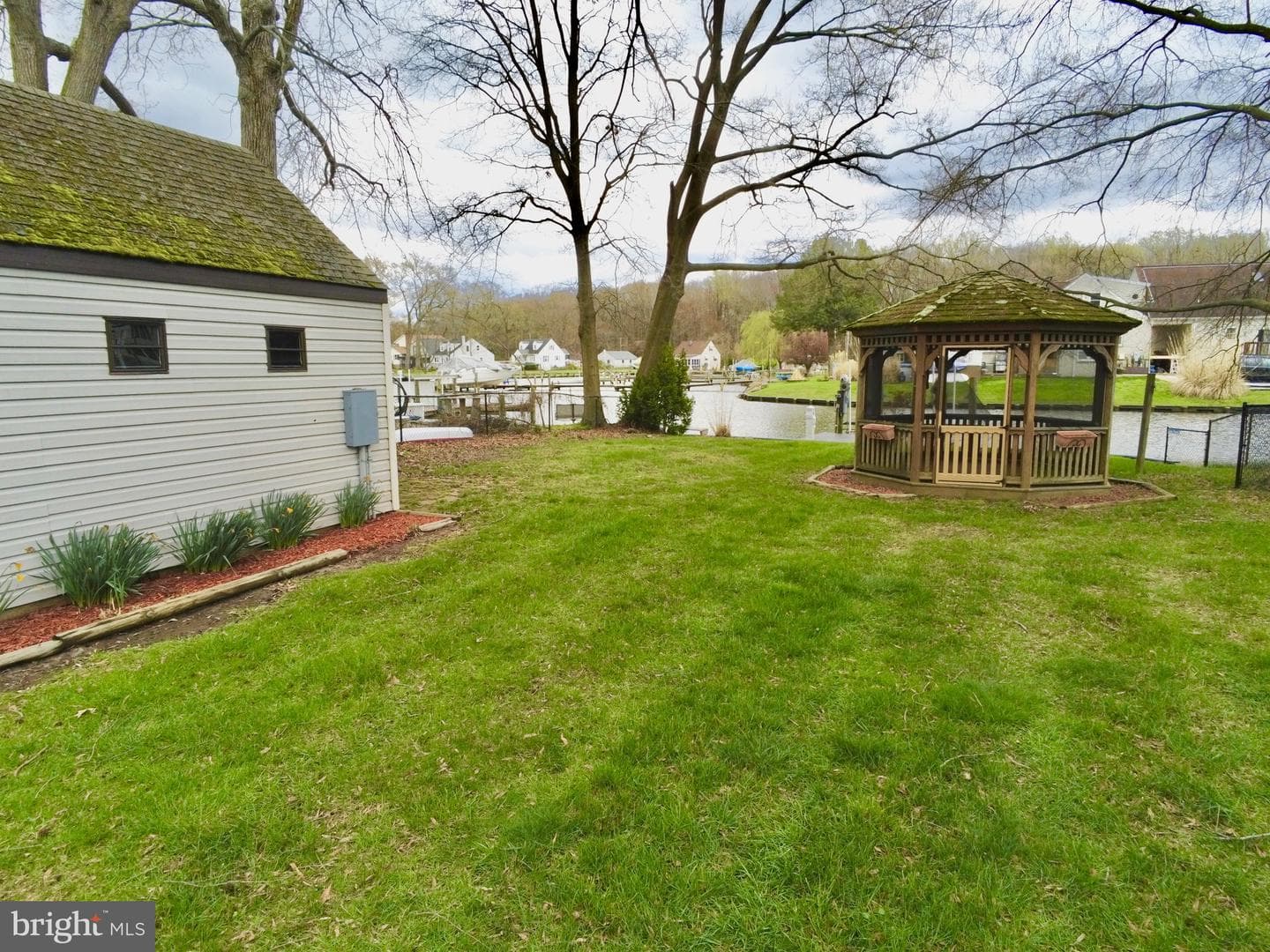 1203 Seneca Road photo 30