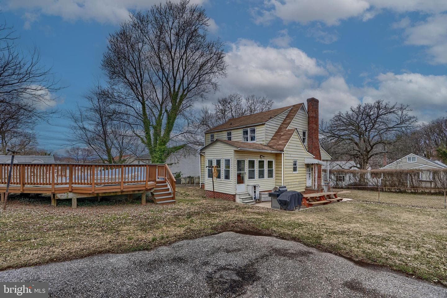 297 Hazel Avenue photo 52