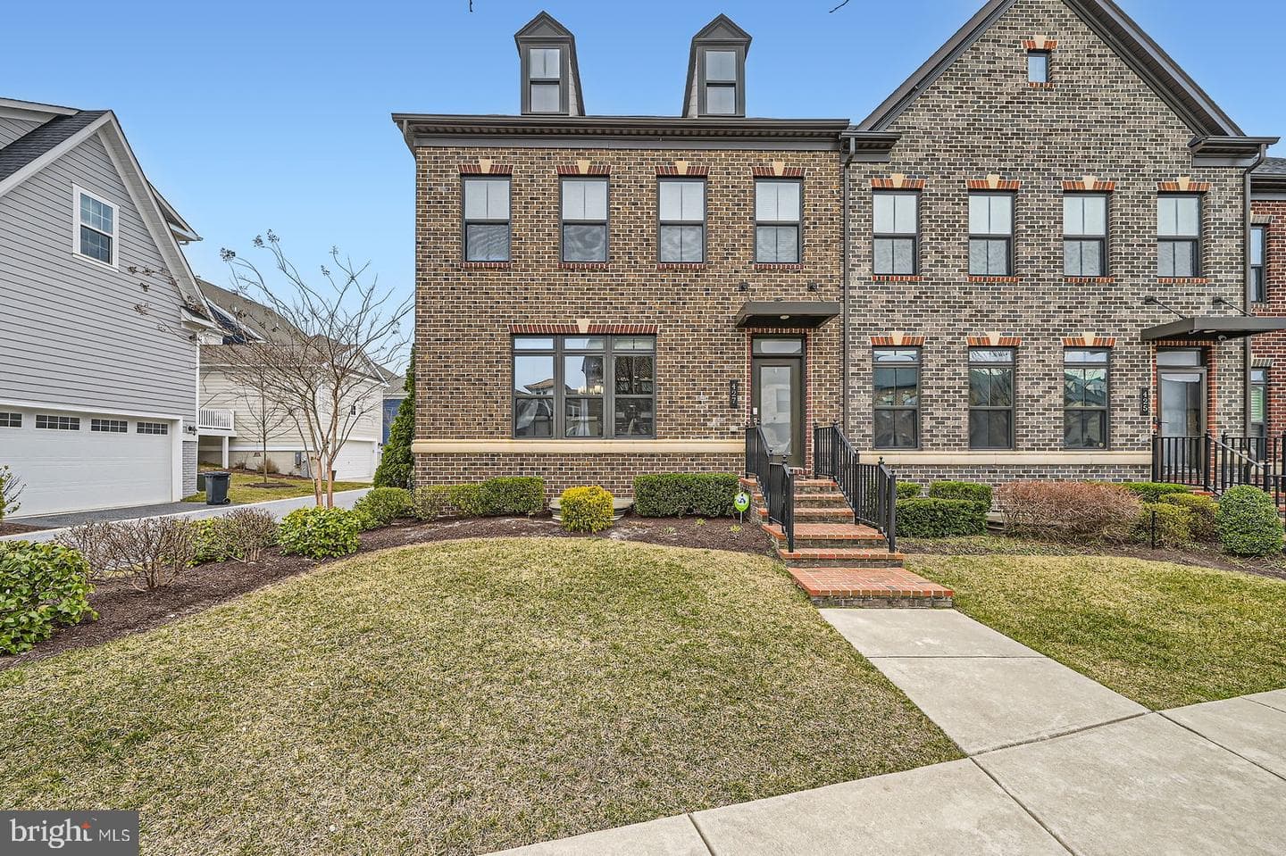 427 Redbridge Street photo 3