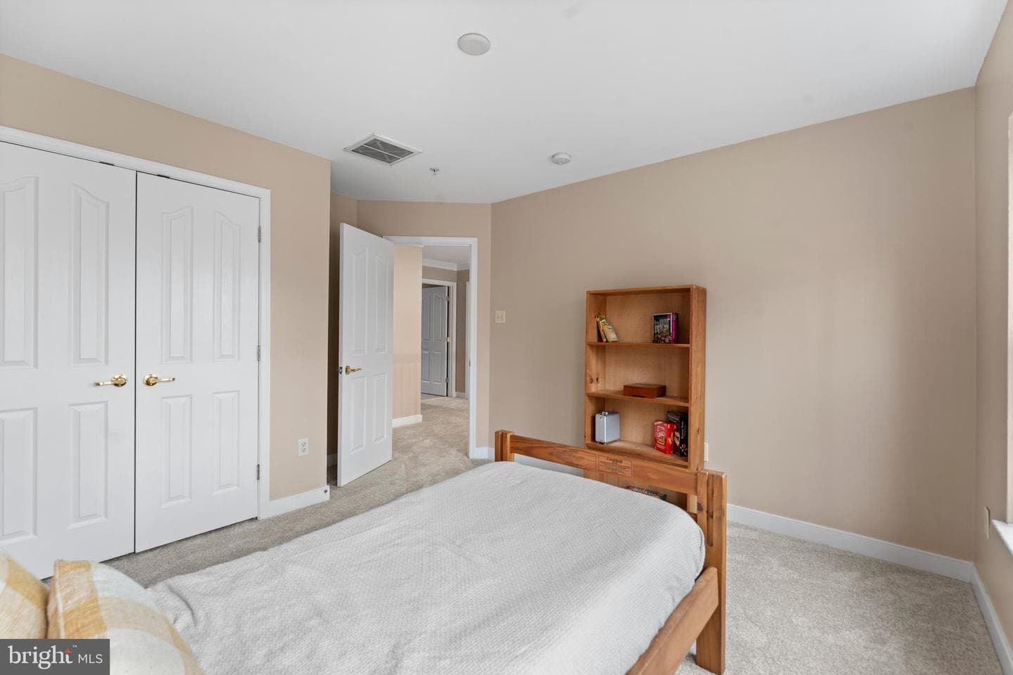 934 Zenith Drive photo 43