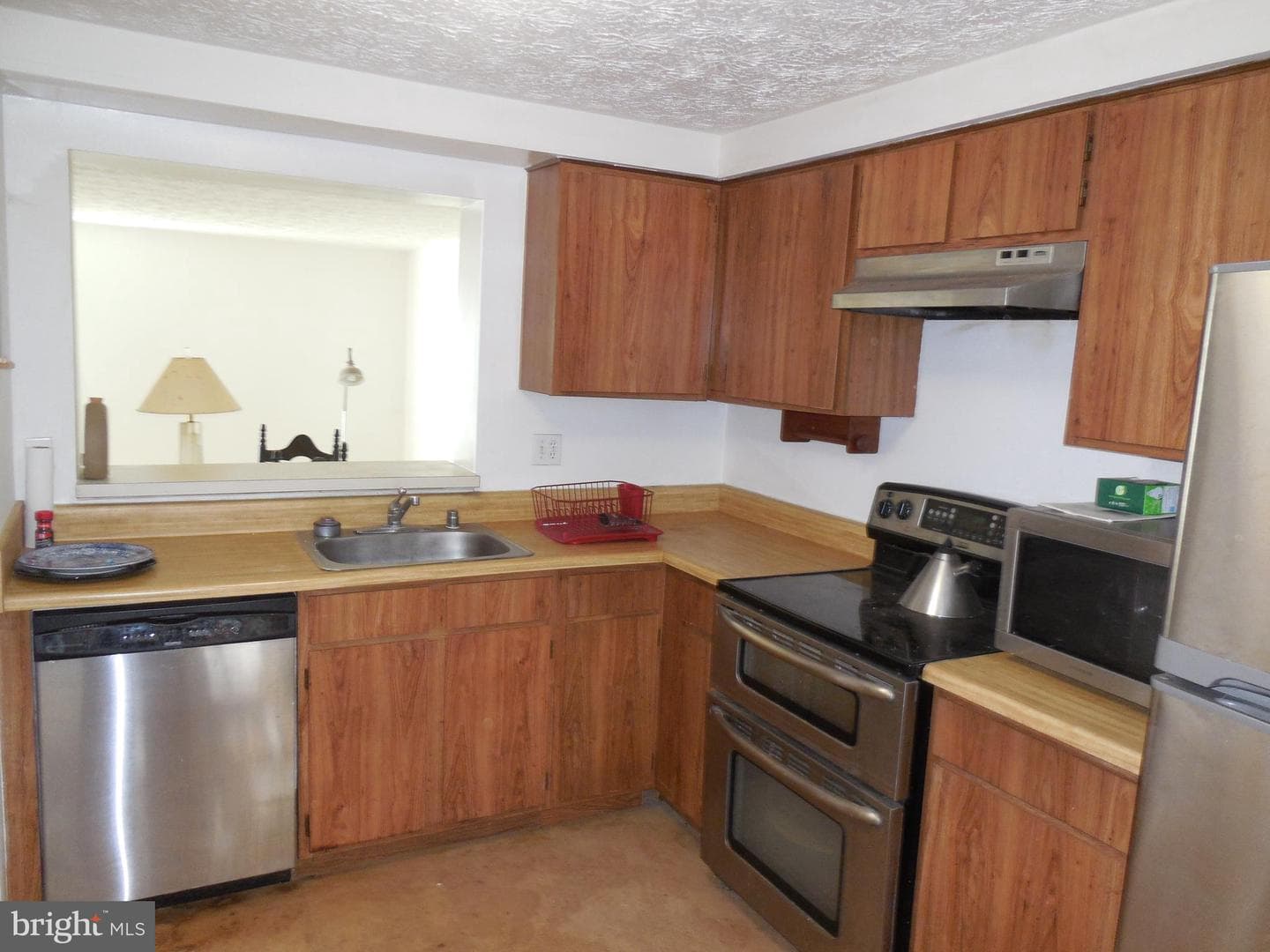 8524 Castlemill Circle photo 5