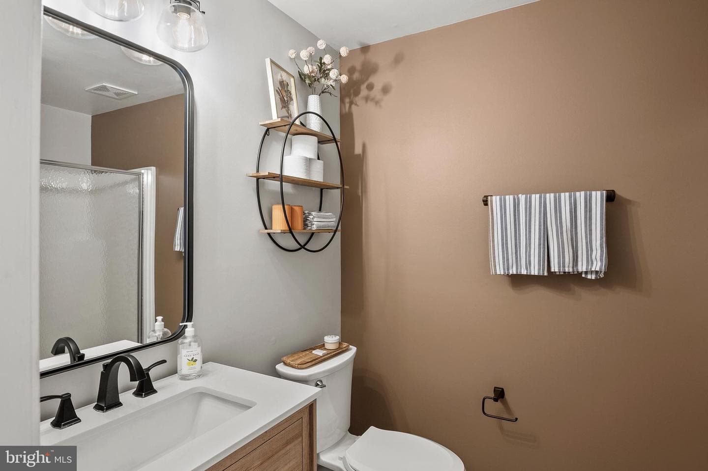 8846 Fox Circle photo 33