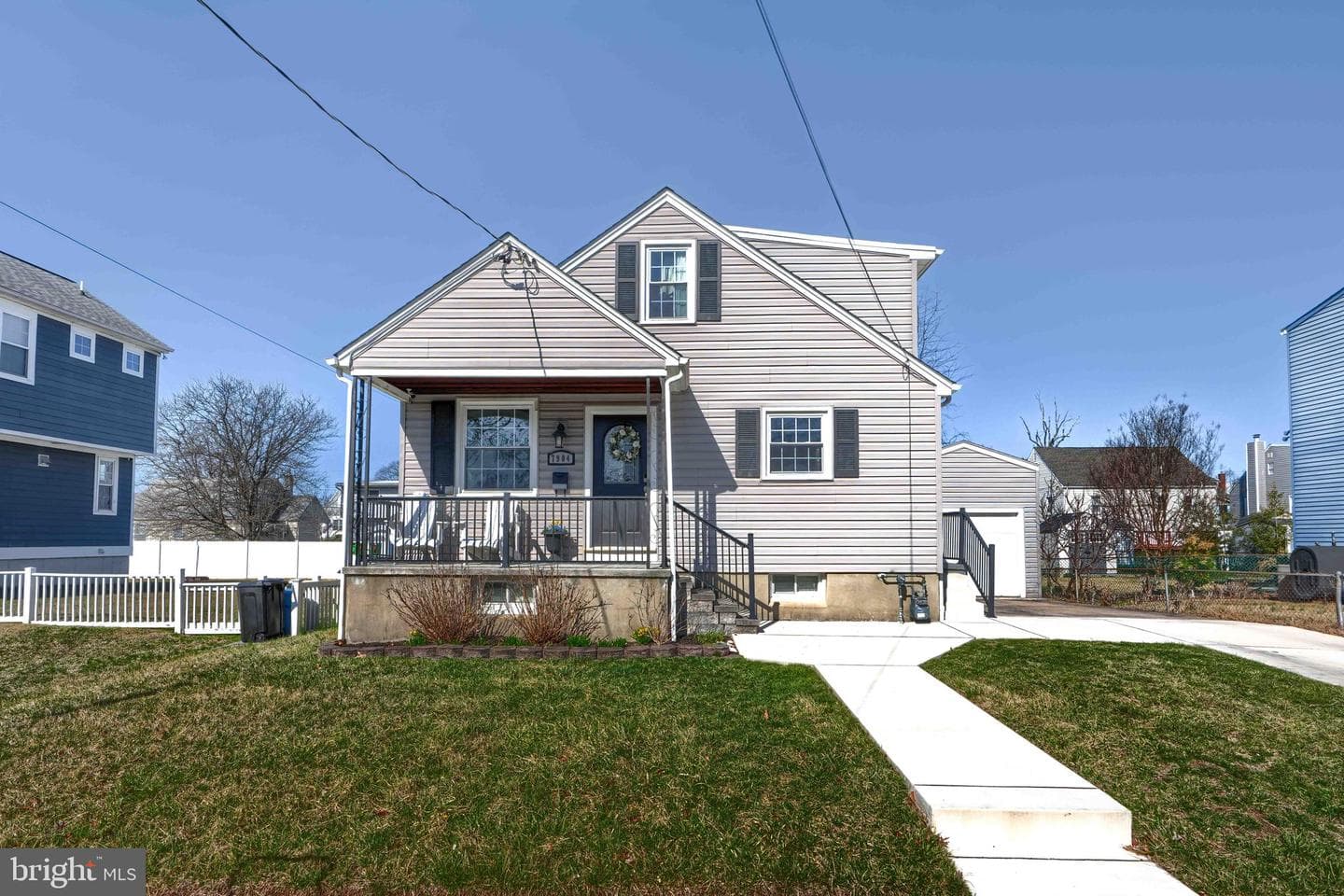 7904 Highpoint Road photo 2