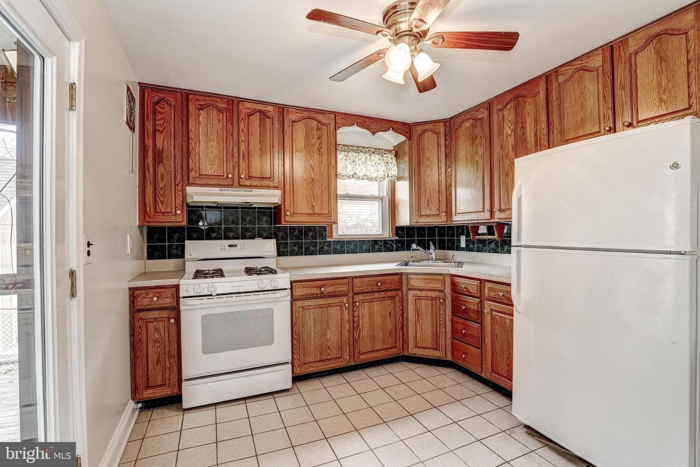 3314 Garnet Road photo 14