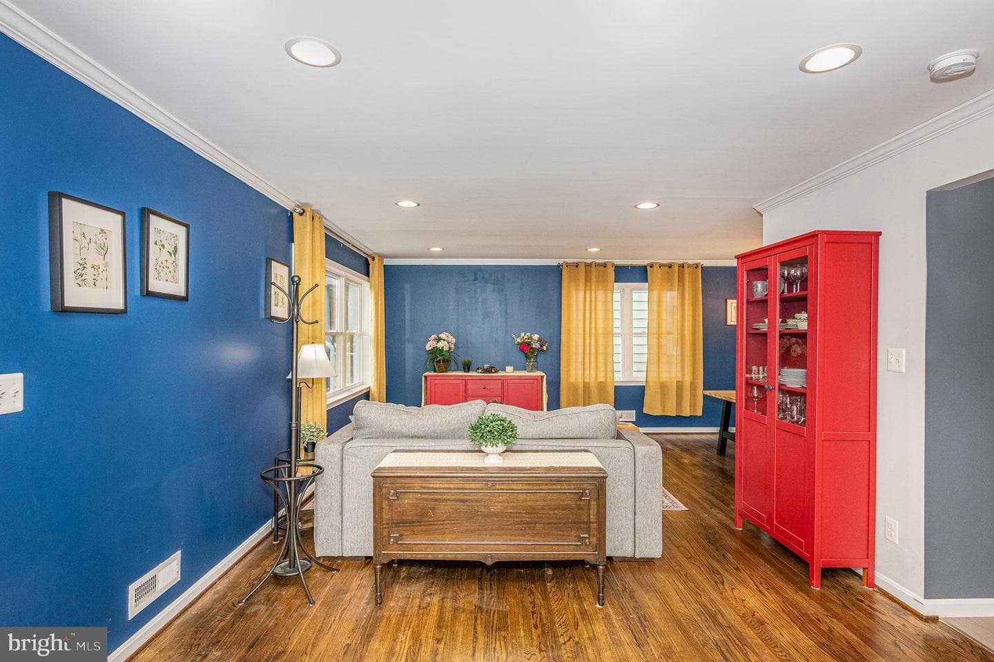124 Clarendon Avenue photo 8