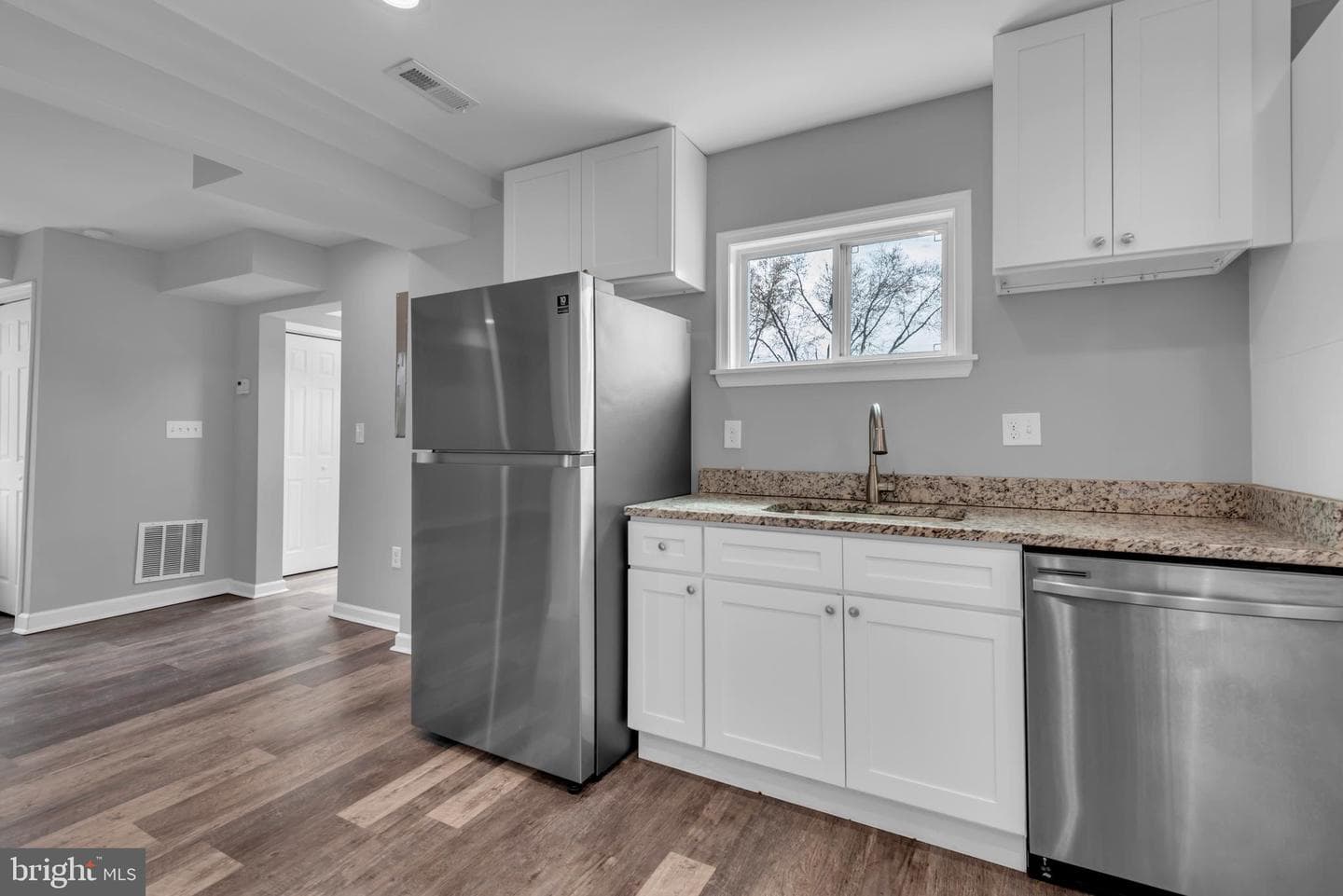 8114 Longpoint Road photo 18