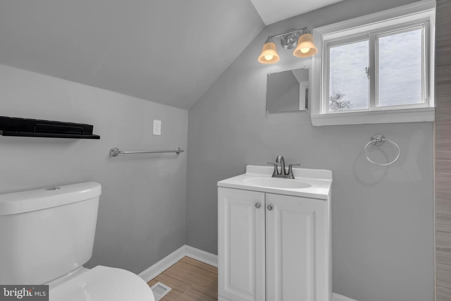 8114 Longpoint Road photo 30