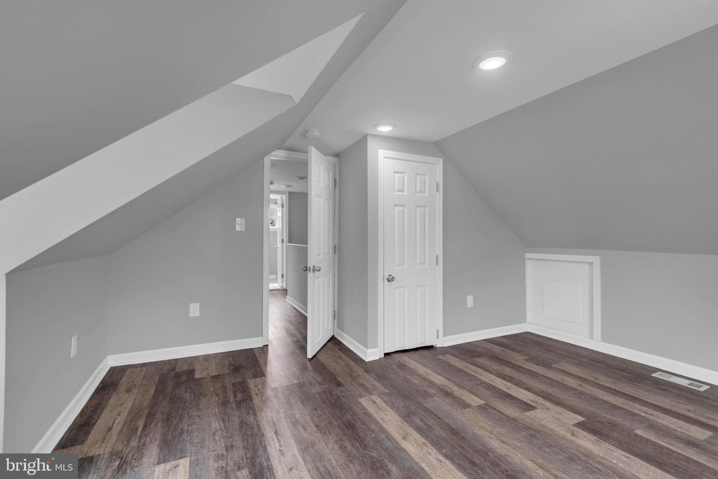 8114 Longpoint Road photo 41