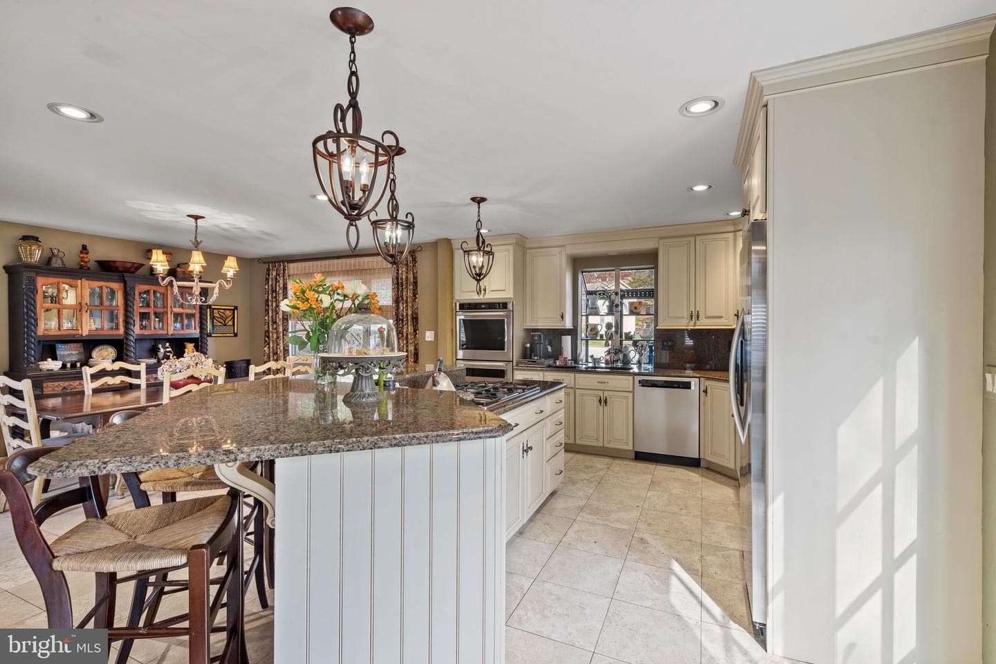 3721 Greenway Lane photo 8