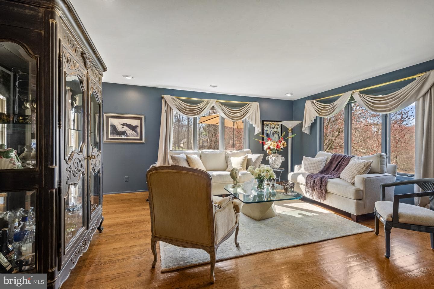 3721 Greenway Lane photo 9