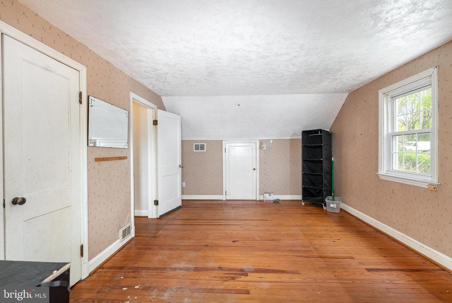 1000 Chesaco Avenue photo 12