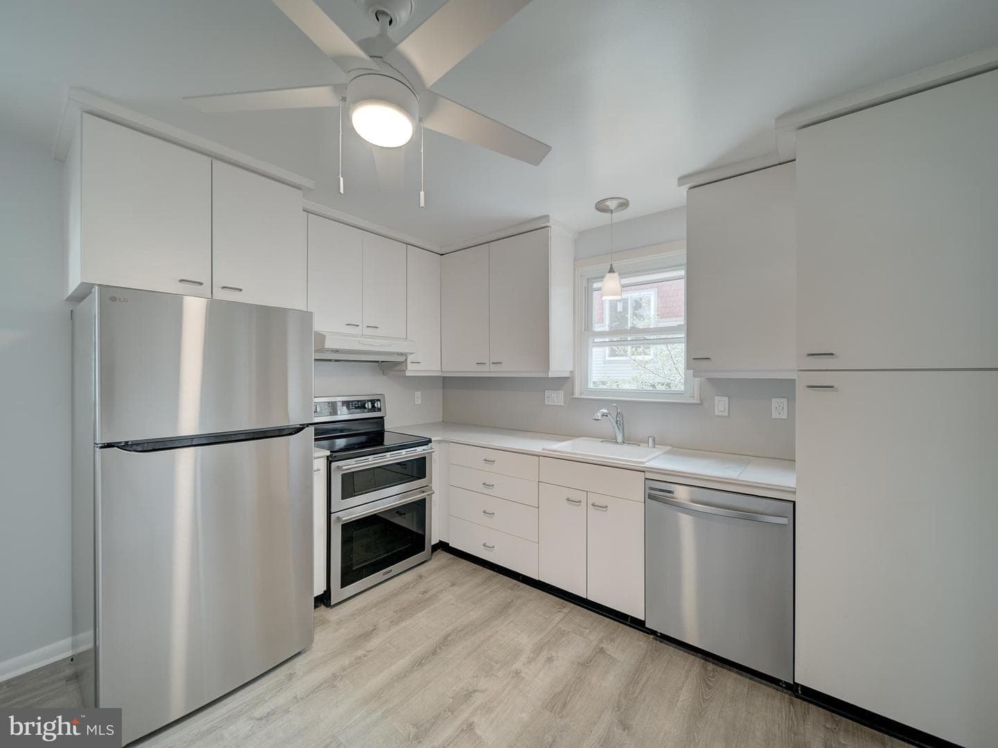 117 Longdale Road photo 34
