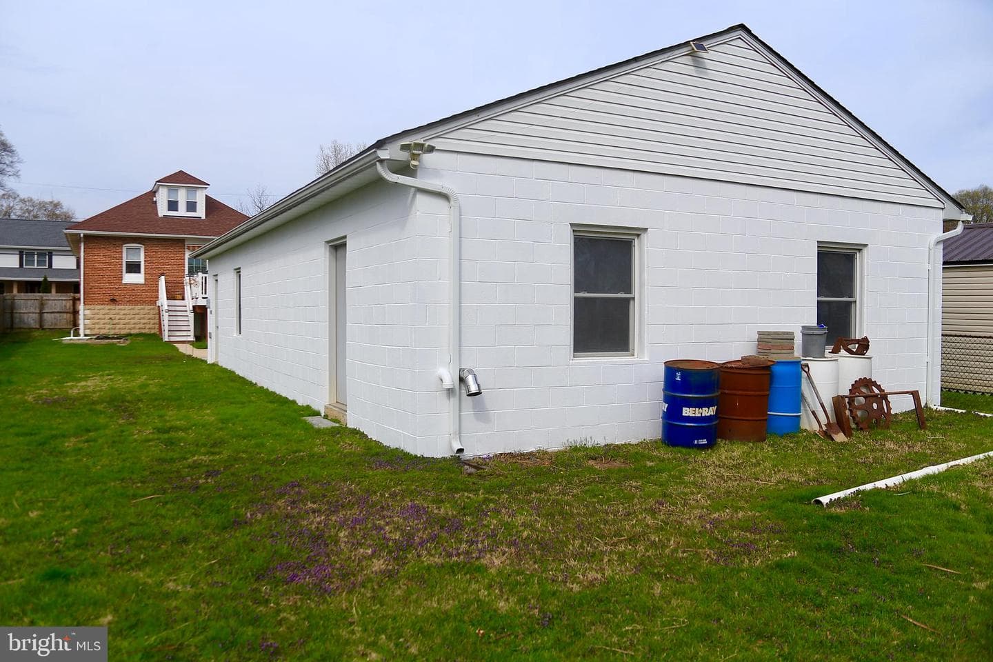 343 Nicholson Road photo 9