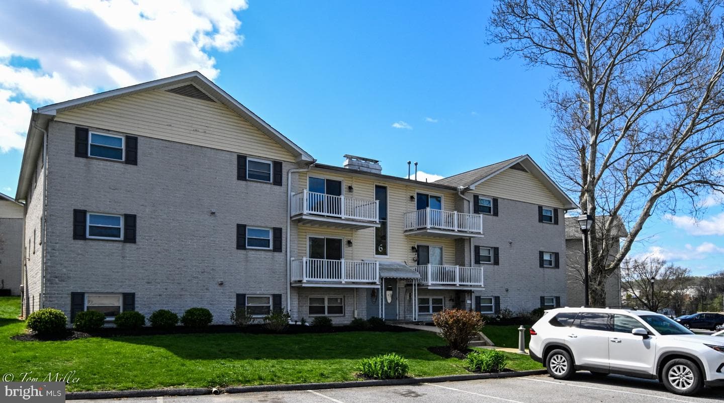 6 Warren Lodge Court #1a photo 3