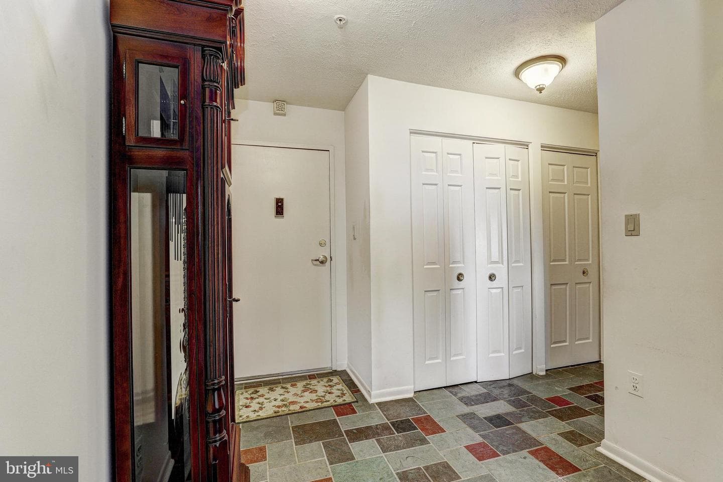 1 Smeton Place #1207 photo 7