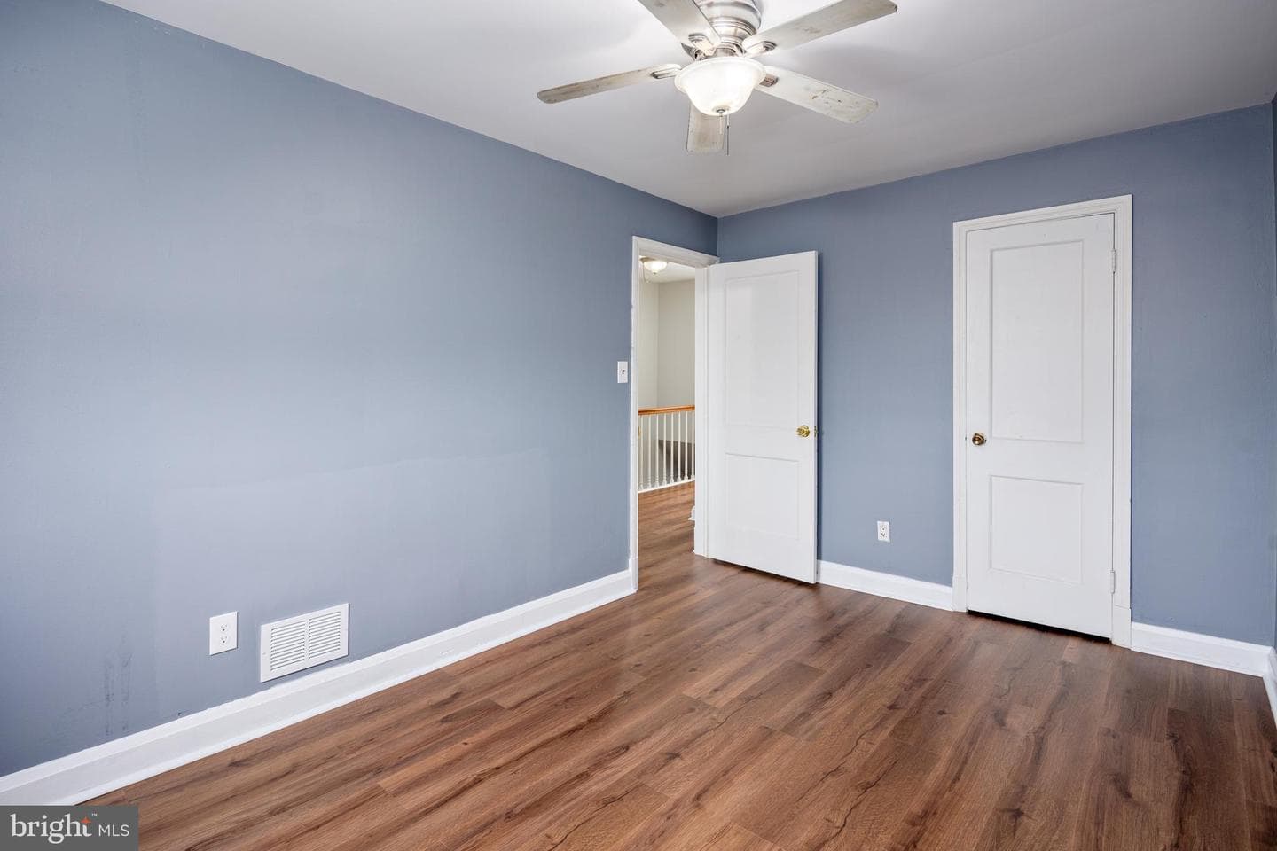1621 Thetford Road photo 20