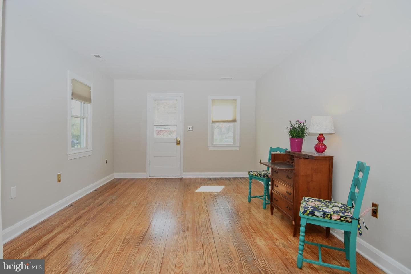 118 1st Avenue photo 25
