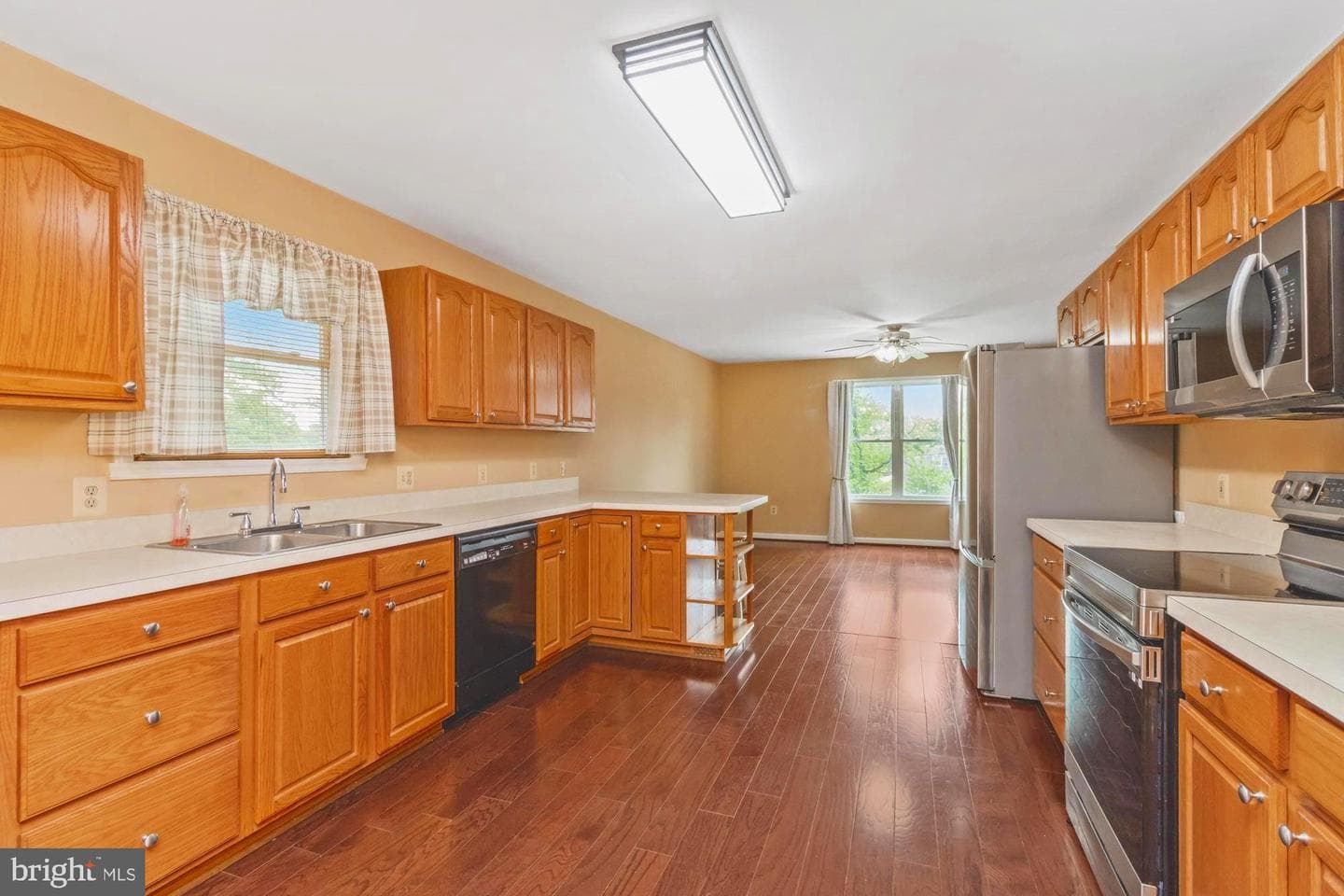 8007 Dalesford Road photo 14
