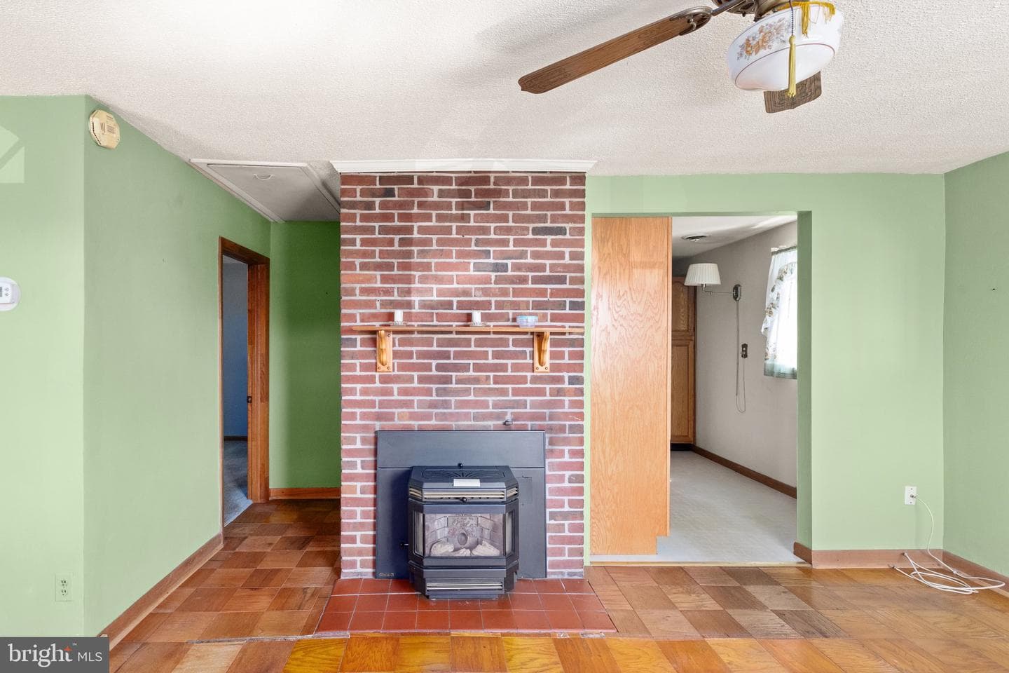 11208 Beach Road photo 11