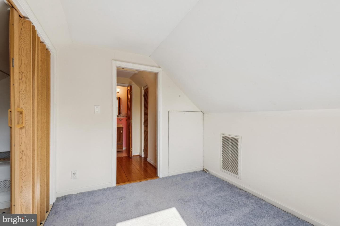 1812 Wildwood Avenue photo 39