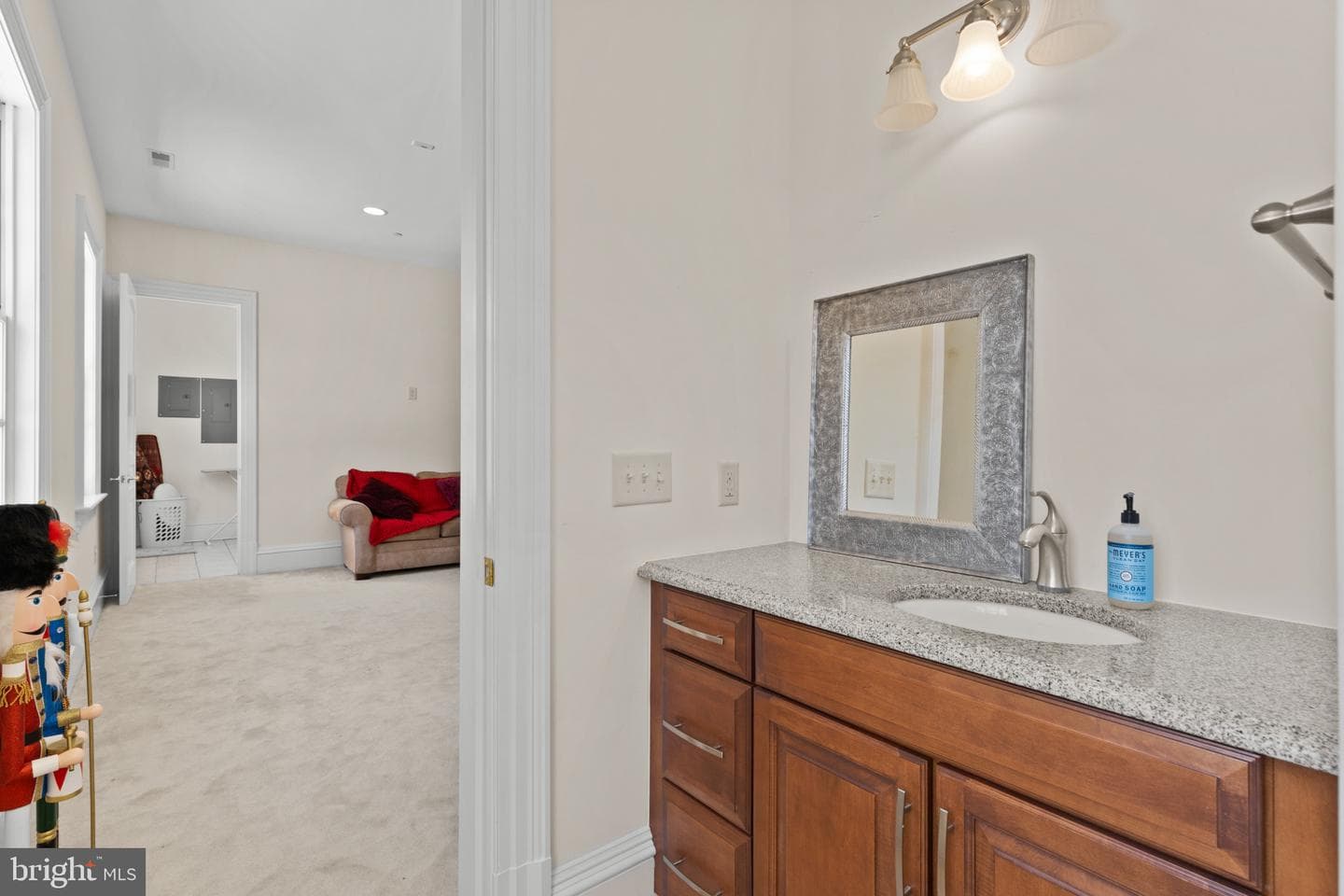 14815 Dover Road photo 44