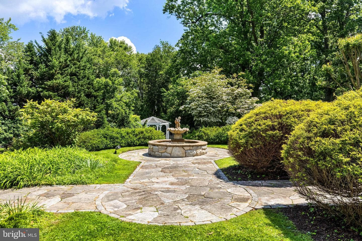 508 Hampton Lane photo 70
