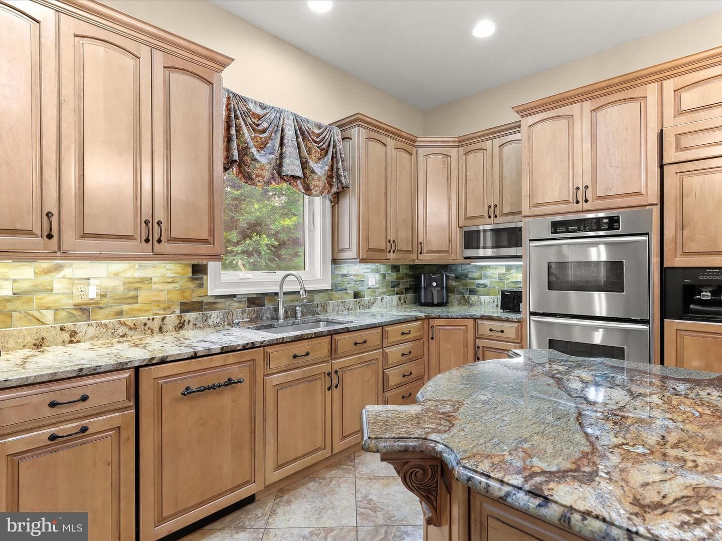 6 Jarretts Court photo 16