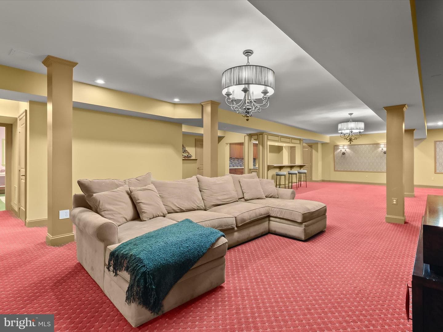 6 Jarretts Court photo 52