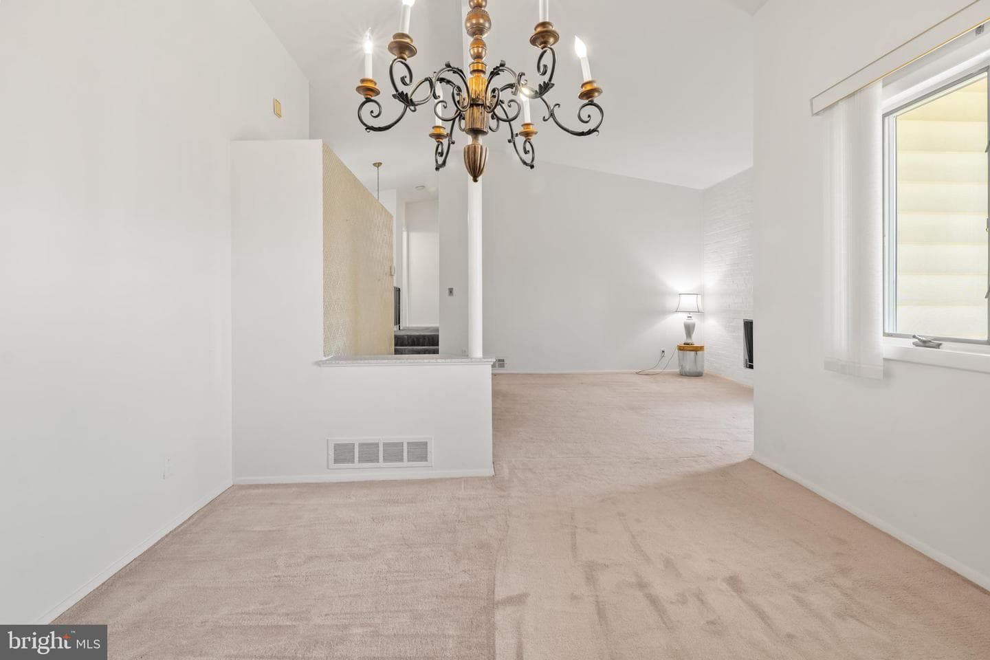 2411 Lightfoot Drive photo 9