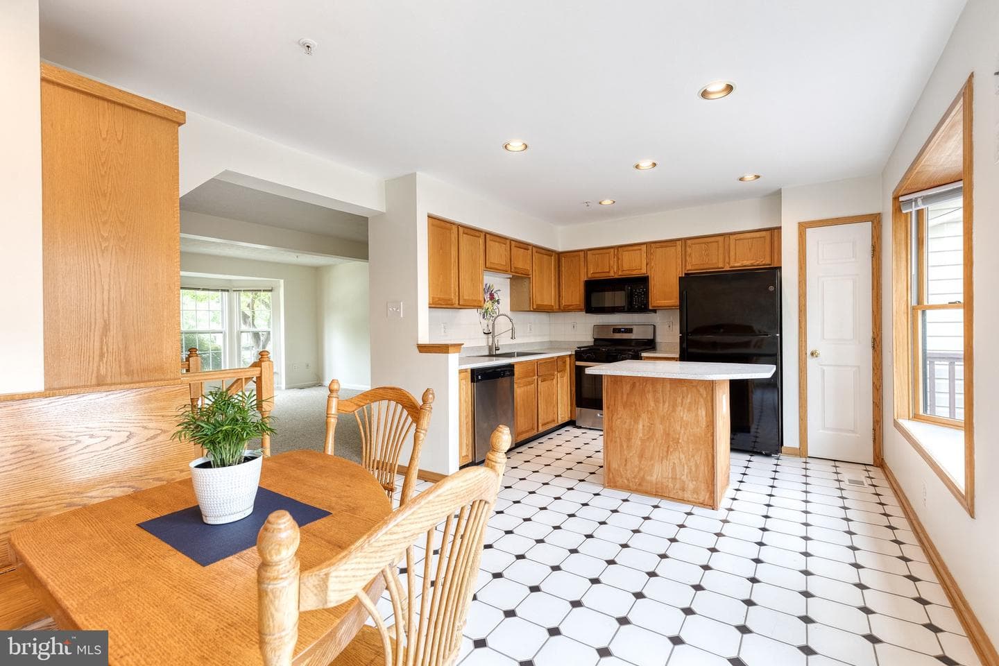 7 Silver Birch Court photo 4