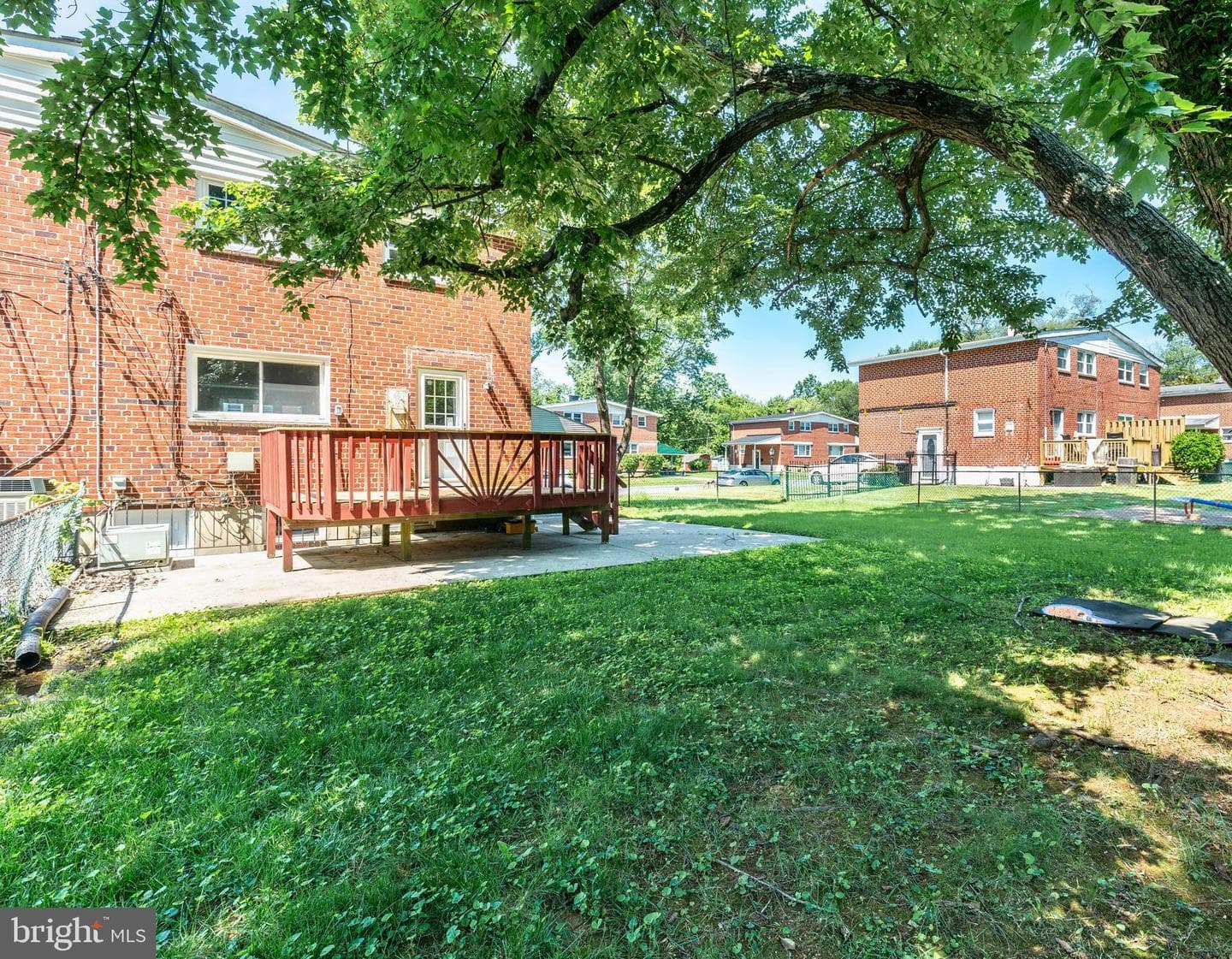 6641 Marott Drive photo 4