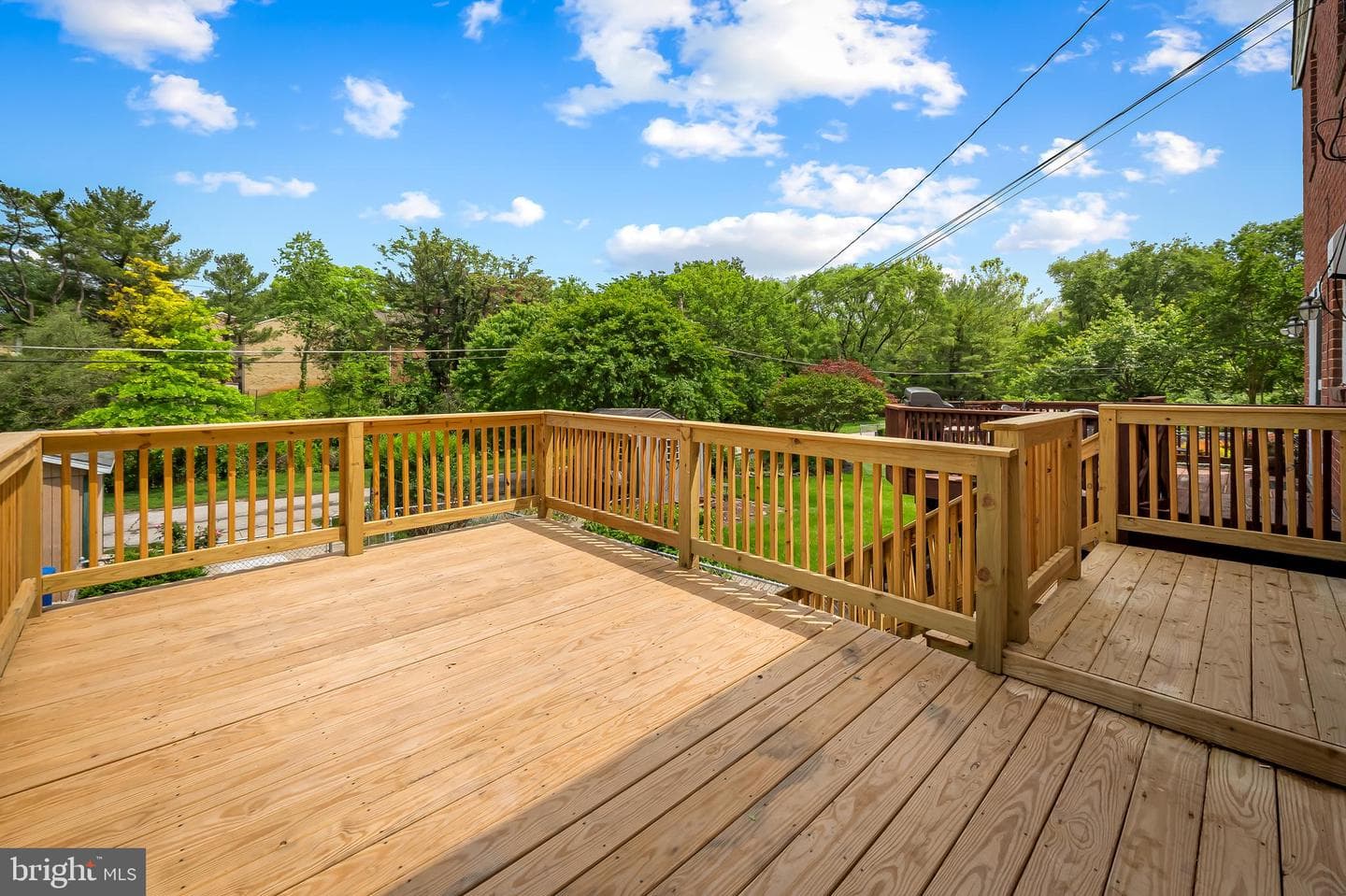 1027 Winsford Road photo 31