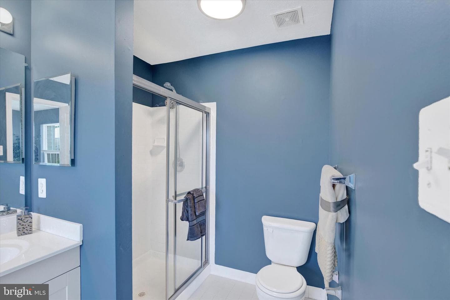 835 Lowe Road photo 14