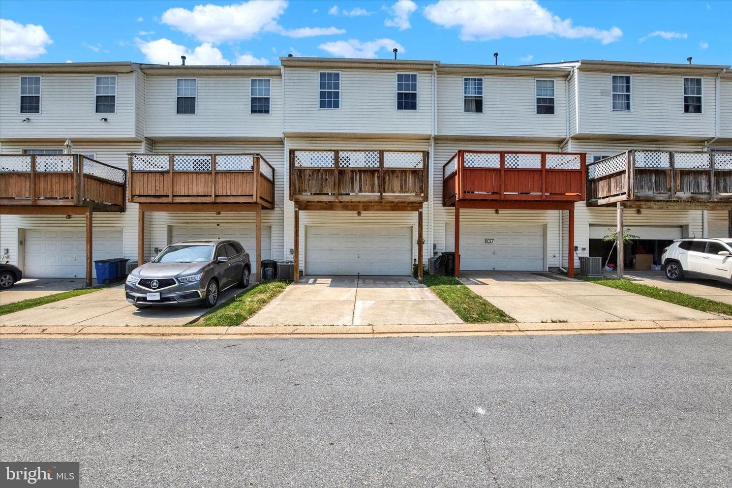 835 Lowe Road photo 24