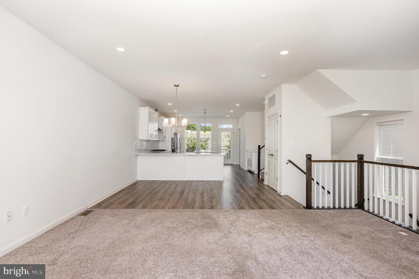 7241 Martin Farm Circle photo 5
