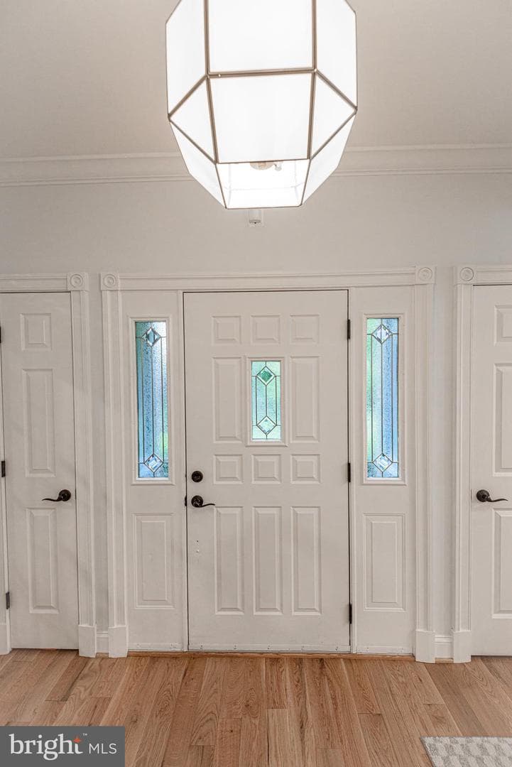 1709 Freeland Road photo 2